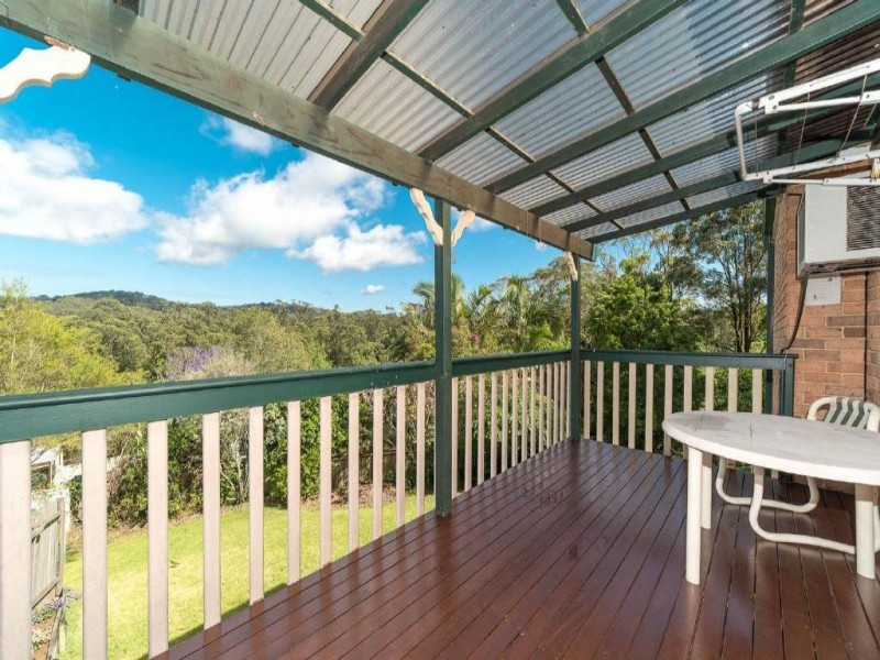 16 Woodbine Close, Lisarow NSW 2250