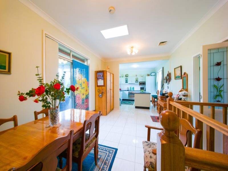 7 Lana Avenue, Wyoming NSW 2250