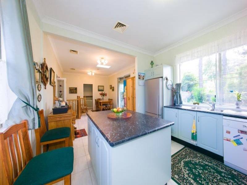 7 Lana Avenue, Wyoming NSW 2250