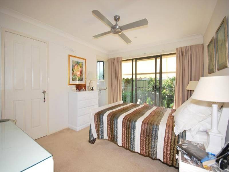 2/7 Compton Street, North Gosford NSW 2250