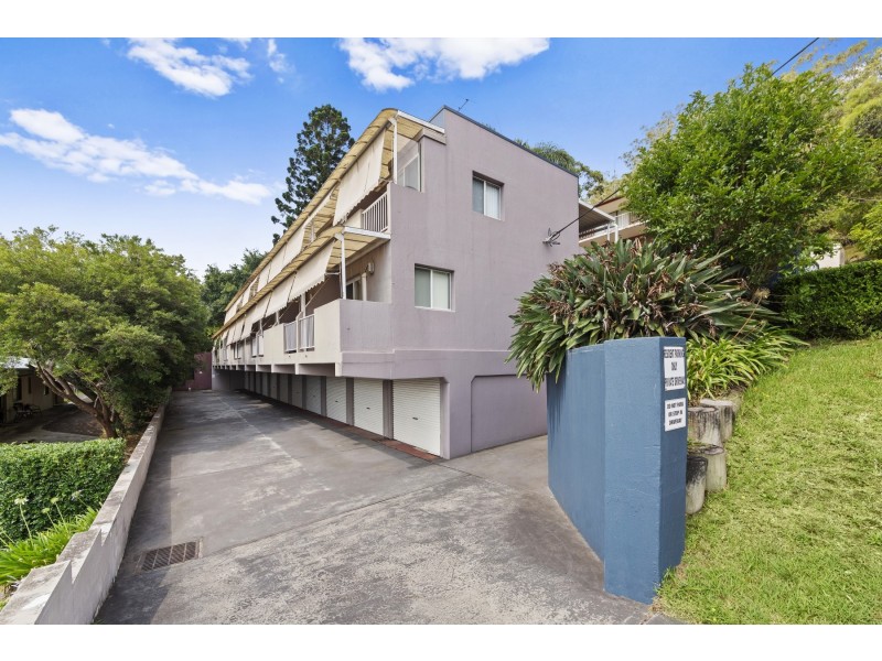 18/142 Faunce St, Gosford NSW 2250