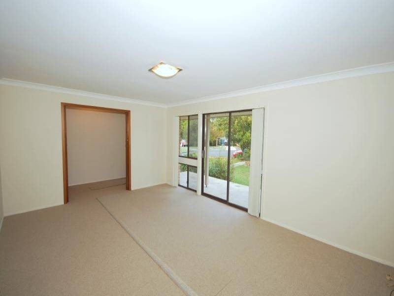 4 Runyon Close, Narara NSW 2250