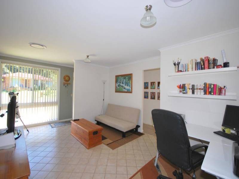 4 Paperbark Close, Wyoming NSW 2250