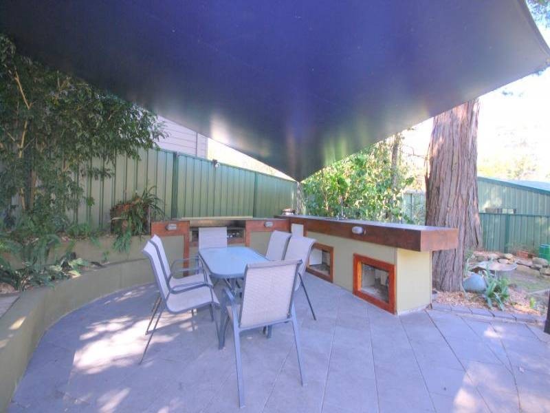 4 Paperbark Close, Wyoming NSW 2250