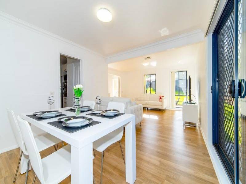 2 Rowena Road, Narara NSW 2250