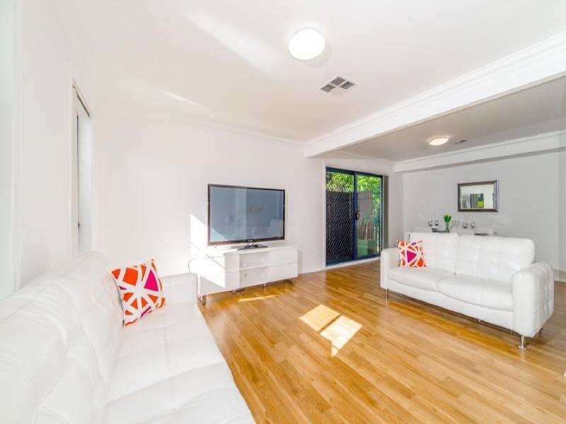 2 Rowena Road, Narara NSW 2250