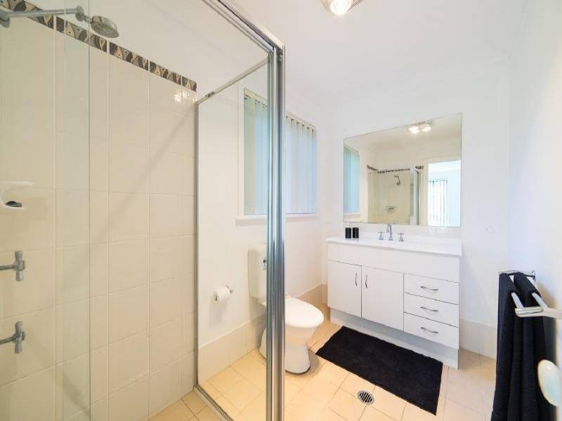 2 Rowena Road, Narara NSW 2250