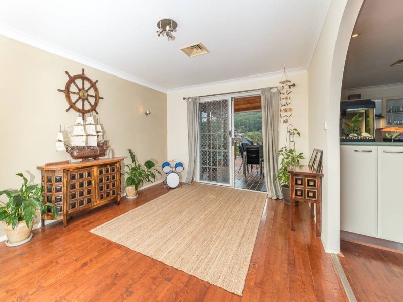 21a Joyce Avenue, Wyoming NSW 2250