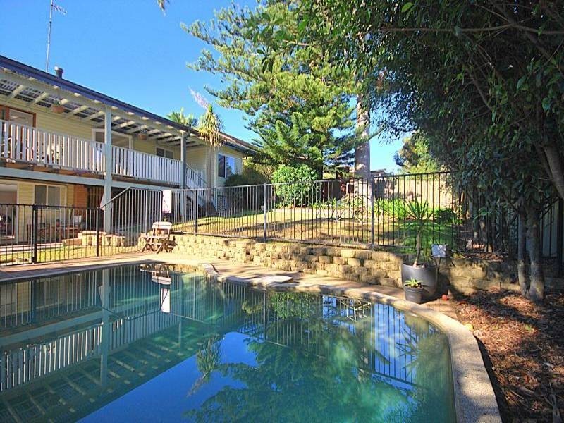 36 Orange Parade, Wyoming NSW 2250