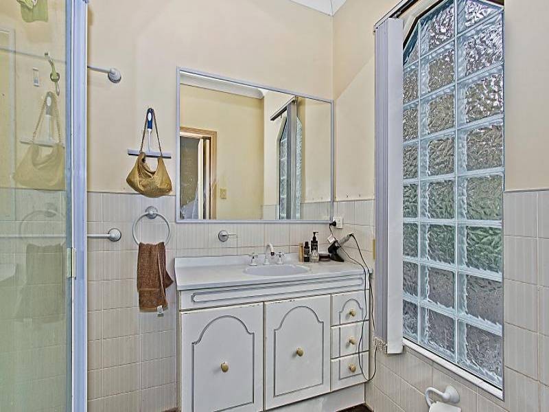 4 Range Road, North Gosford NSW 2250