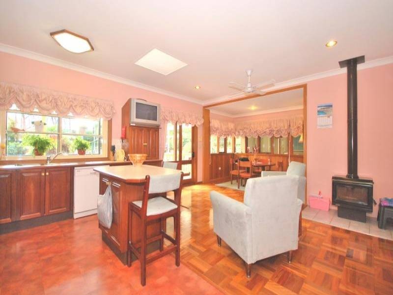 17 Fern Road, Ourimbah NSW 2258