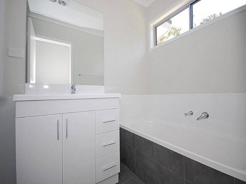 12 Turpentine Street, Wyoming NSW 2250