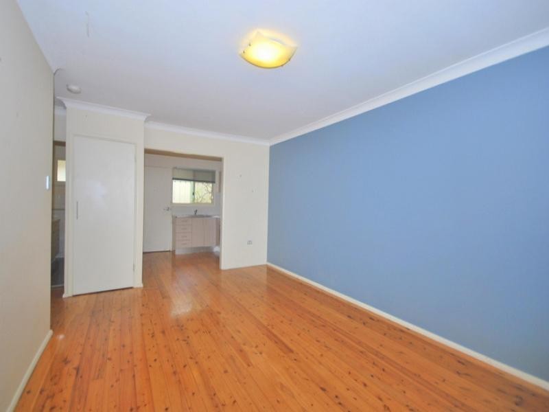 2/9 Lushington Street, East Gosford NSW 2250