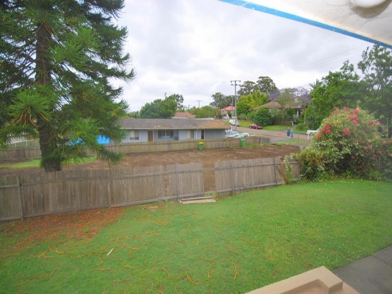 2/9 Lushington Street, East Gosford NSW 2250