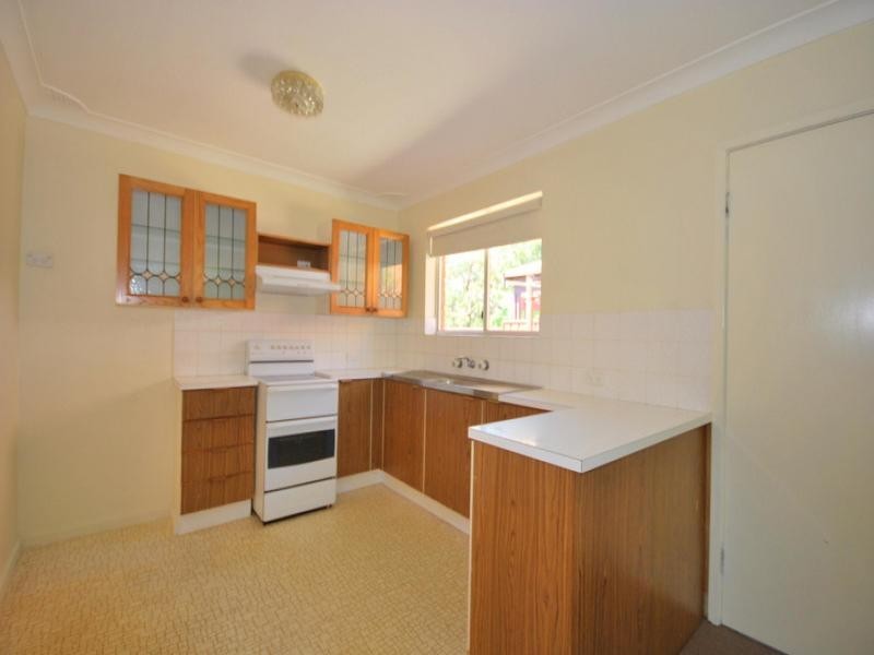 1 Maranoa Street, Wyoming NSW 2250