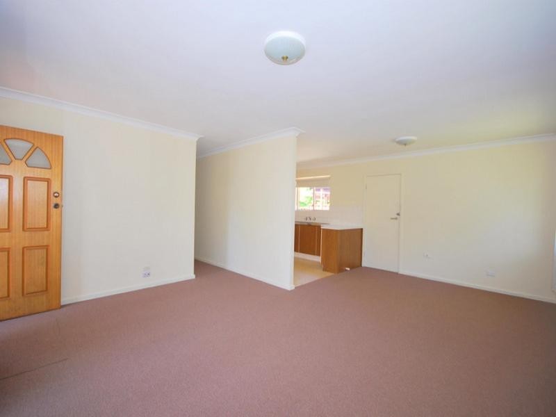 1 Maranoa Street, Wyoming NSW 2250