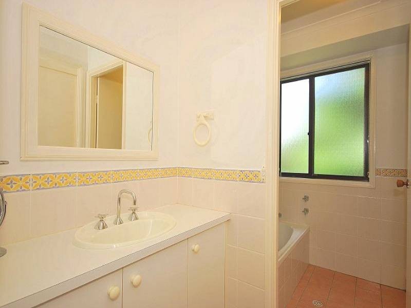 39 Rain Forest Road, Wyoming NSW 2250