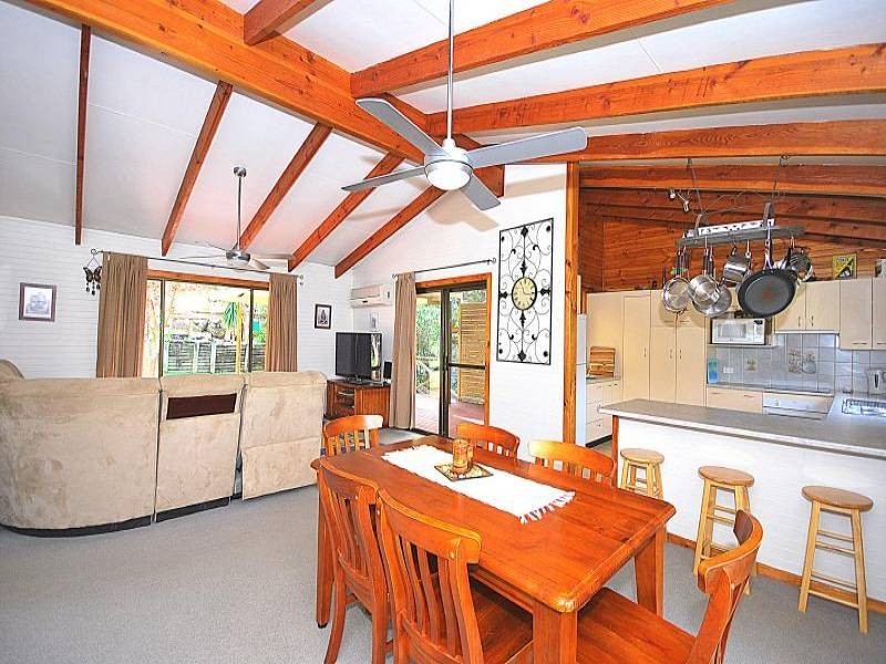 7 Nalkari Avenue, Wyoming NSW 2250