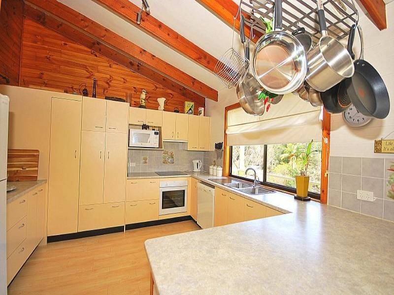 7 Nalkari Avenue, Wyoming NSW 2250