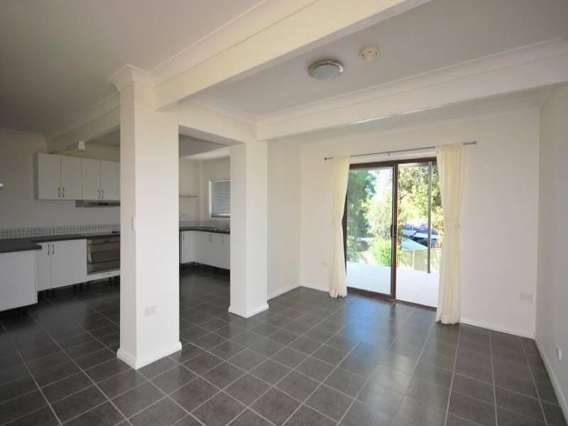 12 MacGregor Street, Wyoming NSW 2250