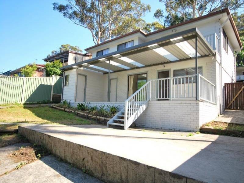 12 MacGregor Street, Wyoming NSW 2250