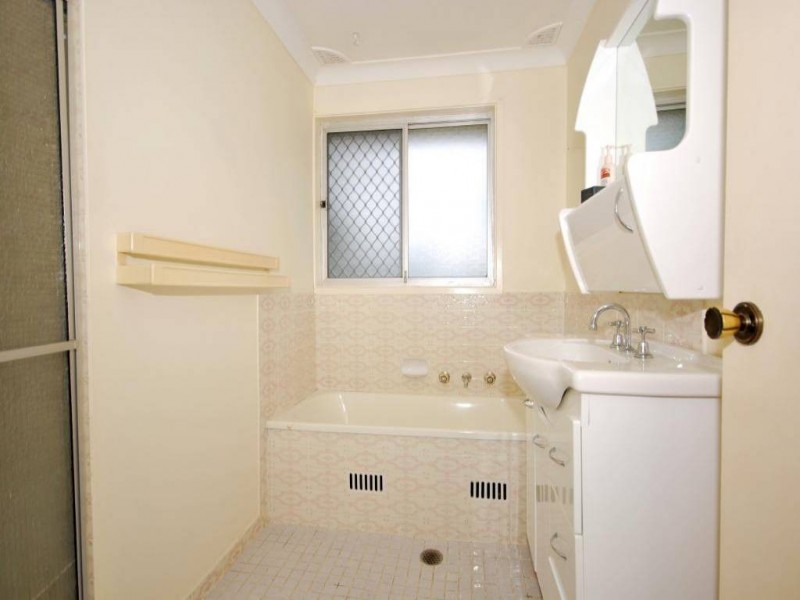 712 Pacific Highway, Narara NSW 2250