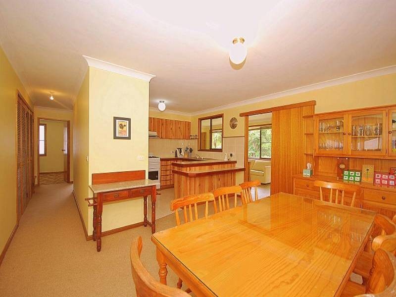 15 Lynnette Crescent, East Gosford NSW 2250