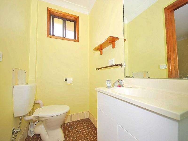 15 Lynnette Crescent, East Gosford NSW 2250