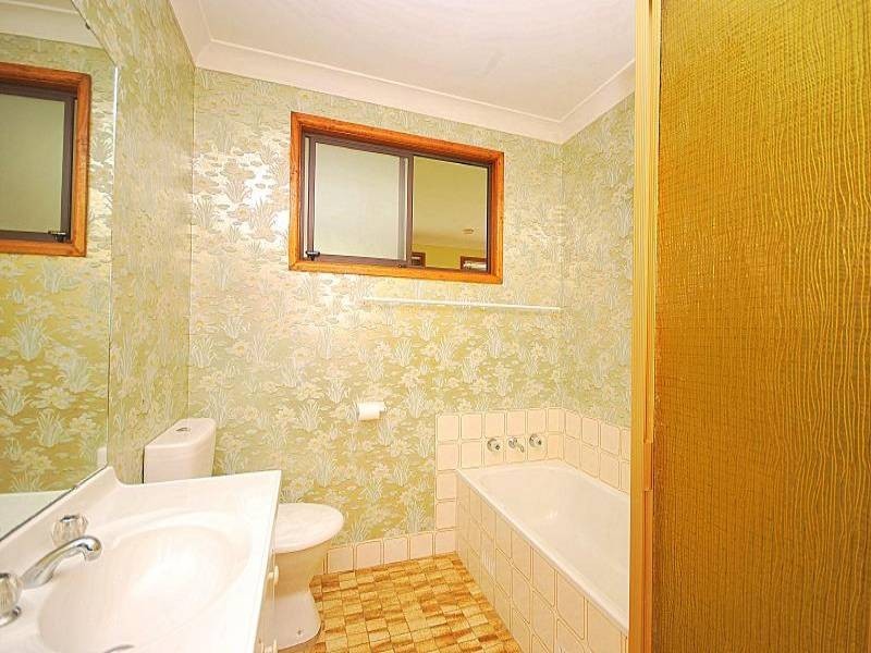 15 Lynnette Crescent, East Gosford NSW 2250