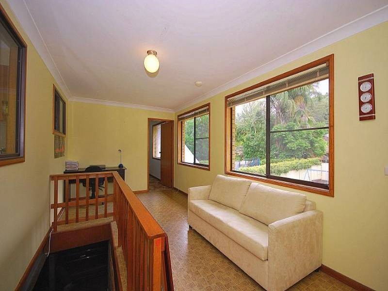 15 Lynnette Crescent, East Gosford NSW 2250