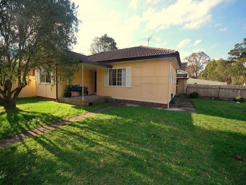 21 Waratah Street, East Gosford NSW 2250