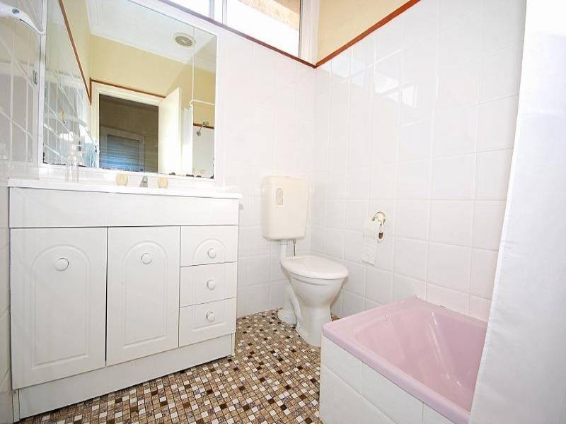 21 Waratah Street, East Gosford NSW 2250