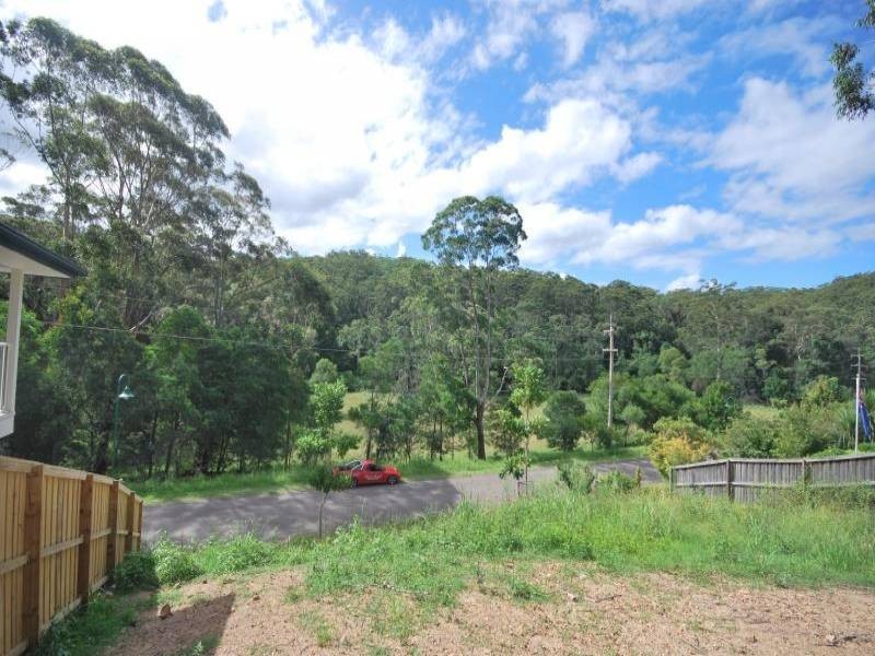 98 Chamberlain Road, Wyoming NSW 2250