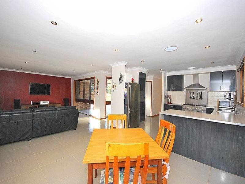 3 Winter Close, Lisarow NSW 2250