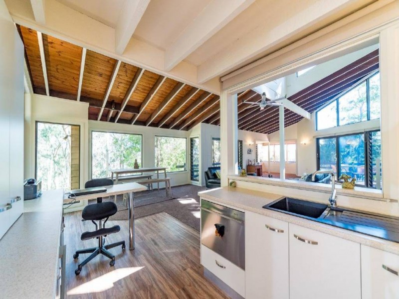 138 Berrys Head Road, Wyoming NSW 2250