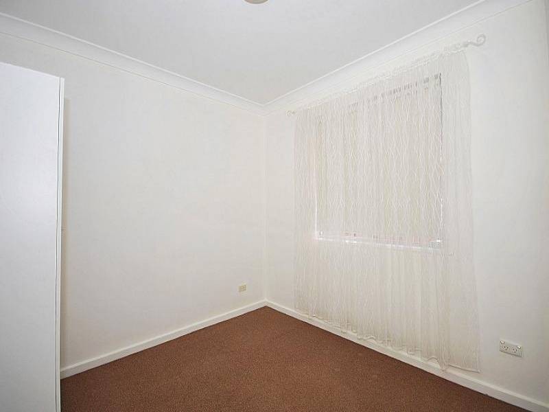 1 Maranoa Street, Wyoming NSW 2250