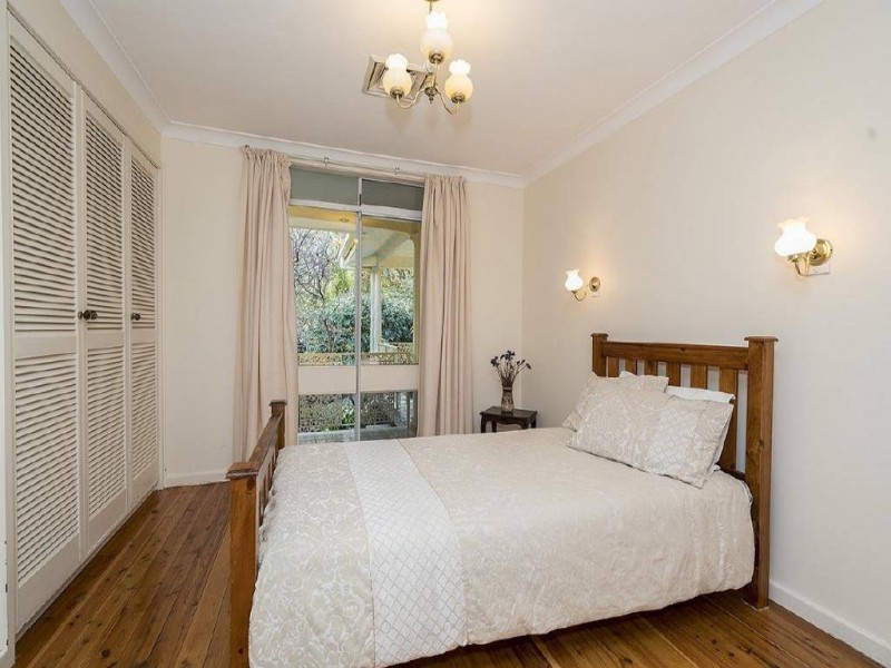 38 Chamberlain Road, Wyoming NSW 2250