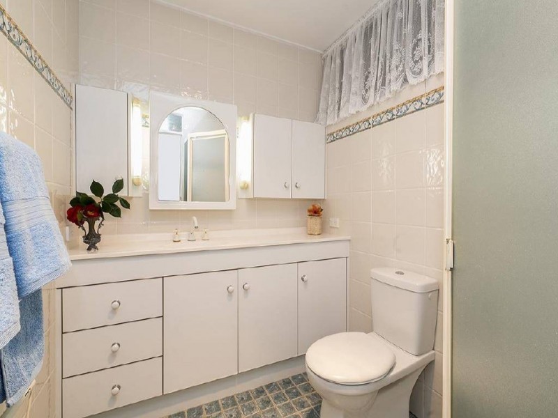 38 Chamberlain Road, Wyoming NSW 2250