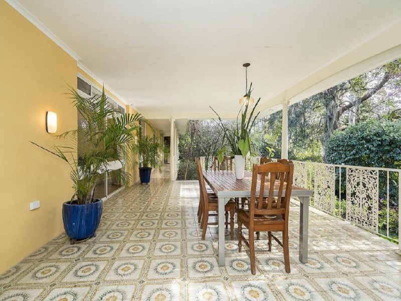 38 Chamberlain Road, Wyoming NSW 2250