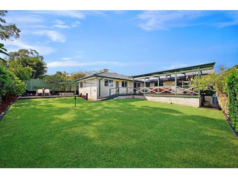 8 Carlson Avenue, Wyoming NSW 2250