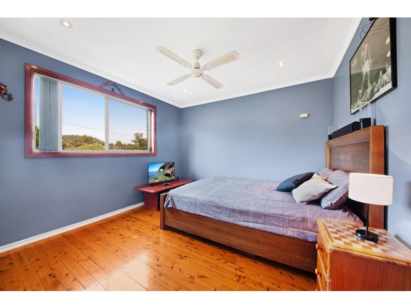 8 Carlson Avenue, Wyoming NSW 2250