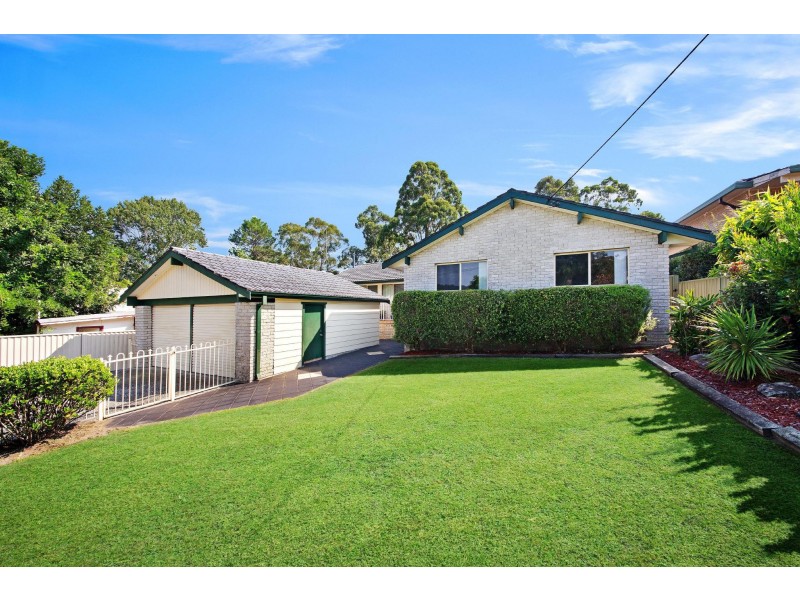 8 Carlson Avenue, Wyoming NSW 2250