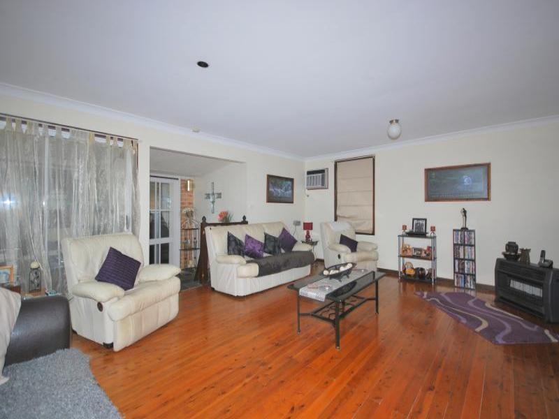 13 Dog Trap Road, Ourimbah NSW 2258