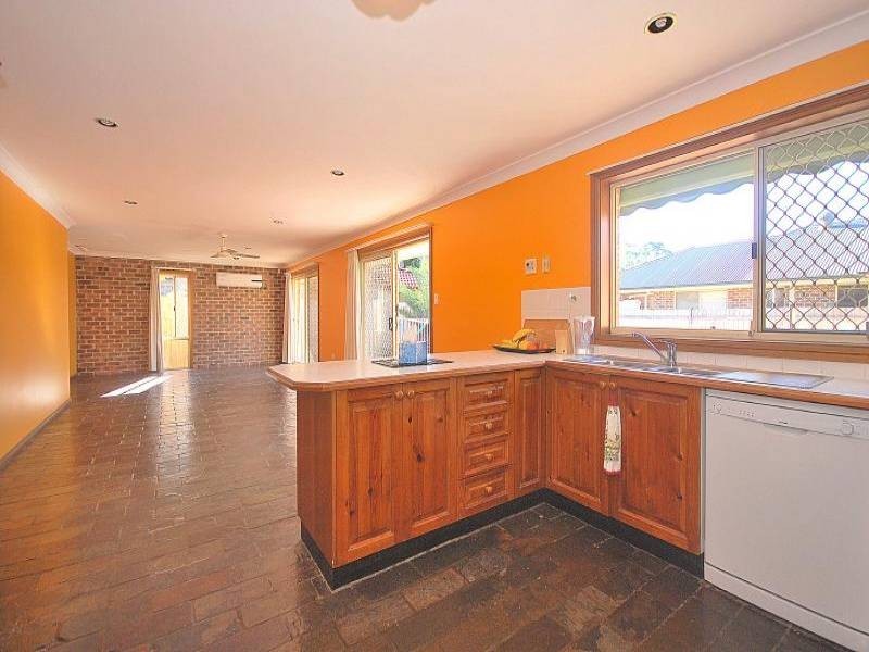 11 Bullock Road, Ourimbah NSW 2258