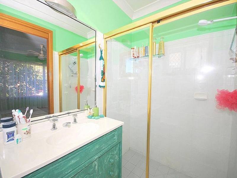 11 Bullock Road, Ourimbah NSW 2258