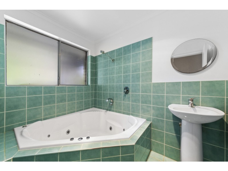 26 Fuchsia Street, Wyoming NSW 2250