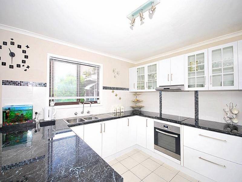 40 Dalton Street, Wyoming NSW 2250