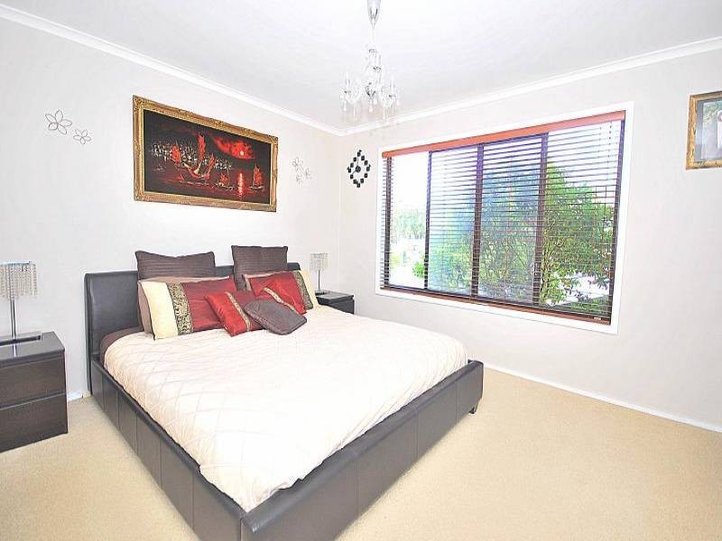 40 Dalton Street, Wyoming NSW 2250