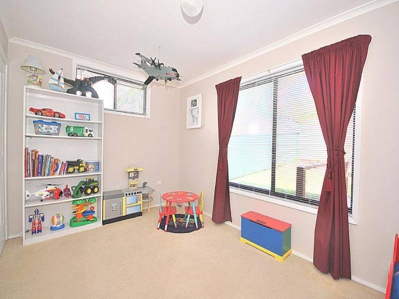 40 Dalton Street, Wyoming NSW 2250