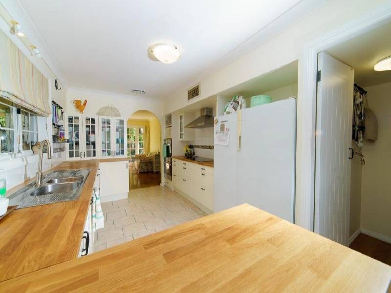 22 Kirkness Avenue, North Gosford NSW 2250